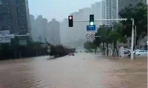 湖南的暴雨怎么样了_湖南暴雨是哪天